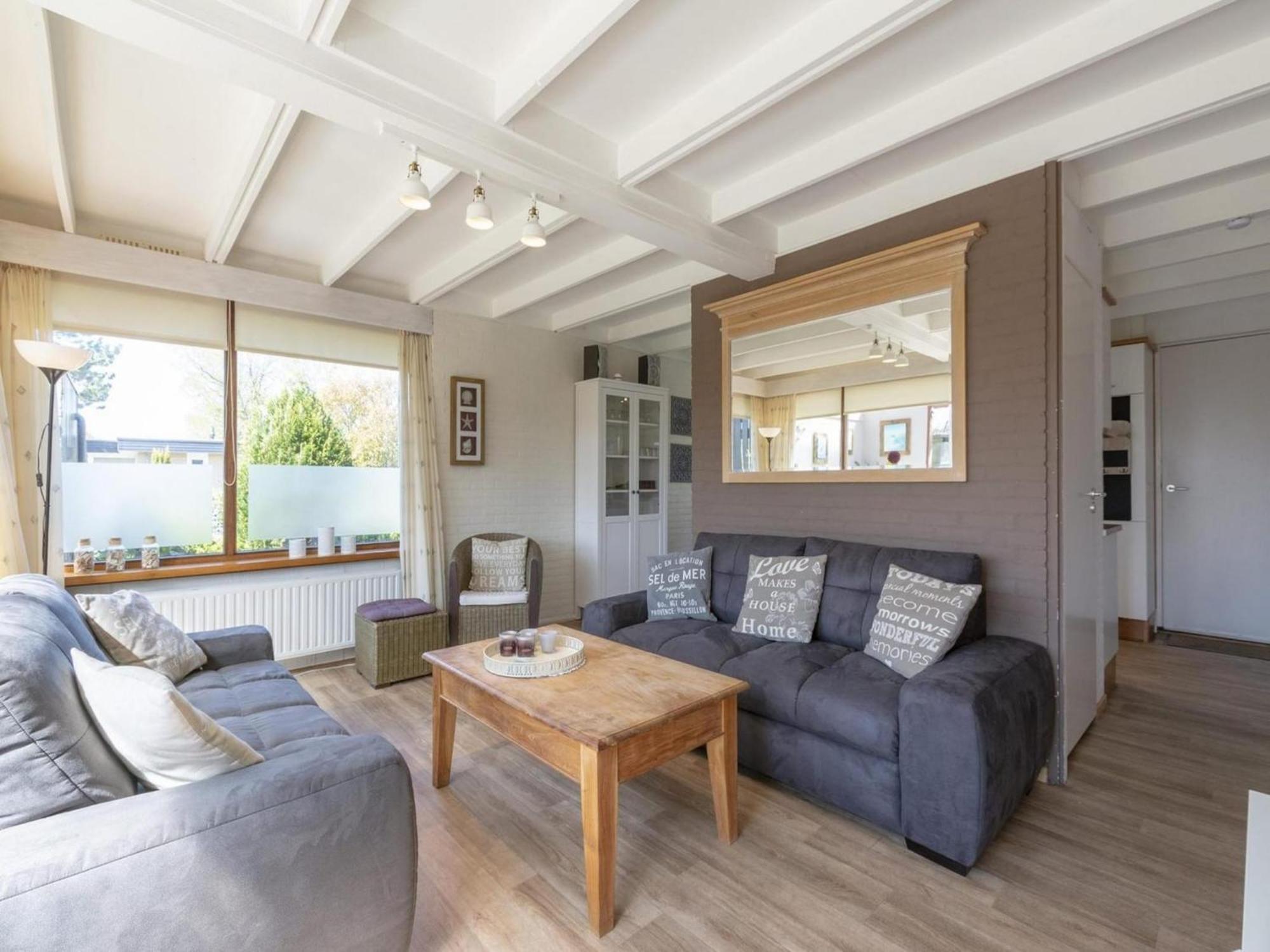 Comfortable Holiday Home By Beach Sint Maartensvlotbrug Extérieur photo